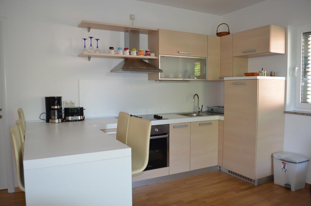 Apartments Soldo Baska  Bagian luar foto